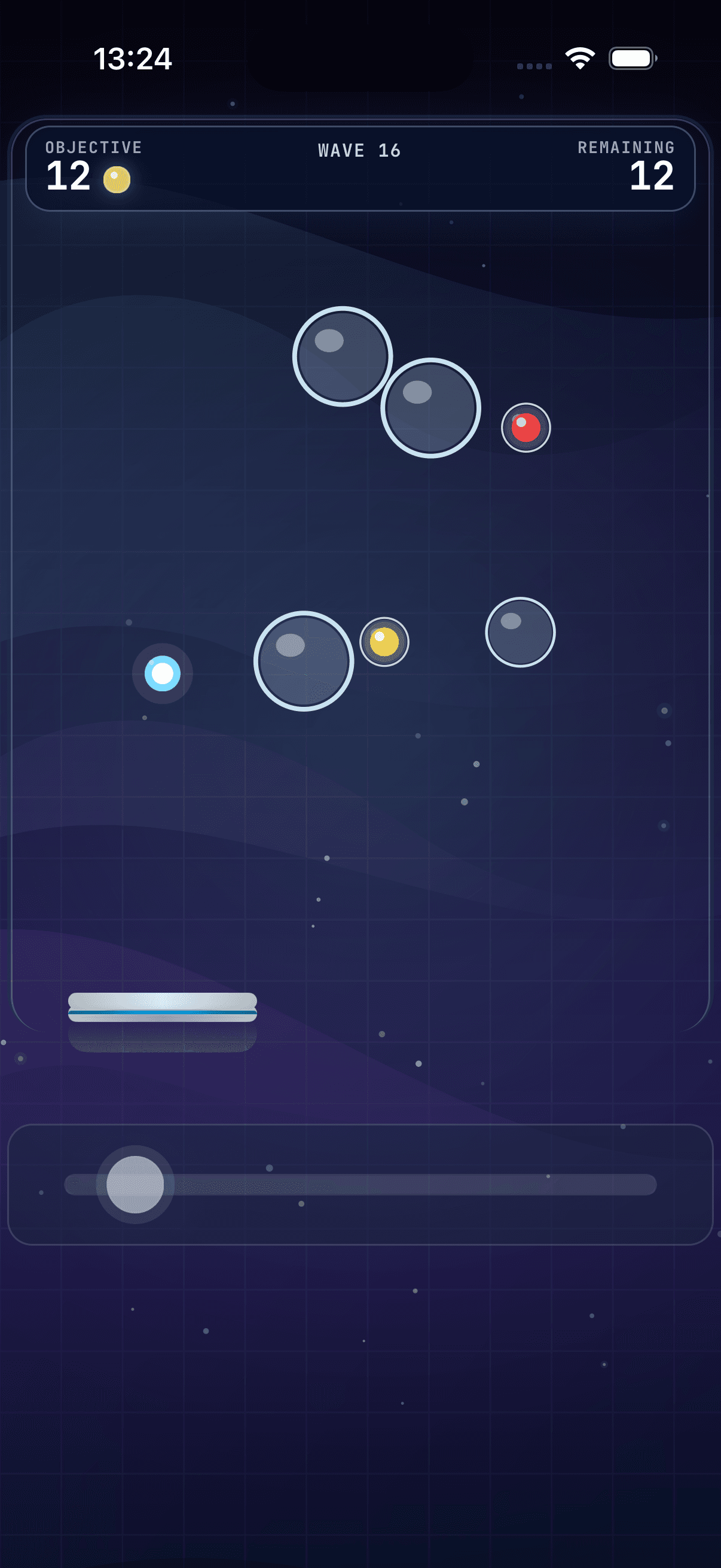 Rebound mobile arcade gameplay screenshot with paddle control and split bubbles